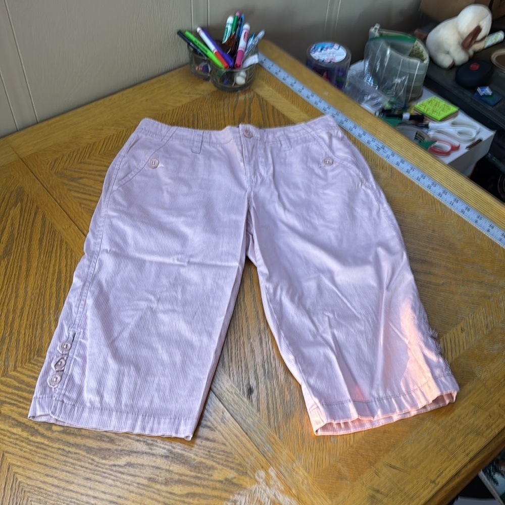 Gloria Vanderbilt Women's Pink Shorts - Picture 1 of 12
